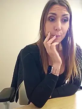 Lib_ertine32 from StripChat