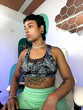 LollaByer on StripChat 