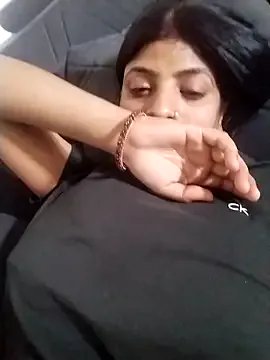 Love-Birdss from StripChat
