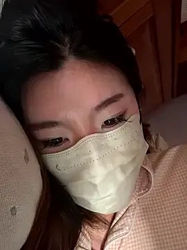 Lulu125216 on StripChat
