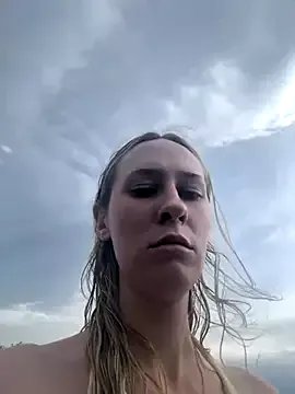 M1ssyk1ssy on StripChat