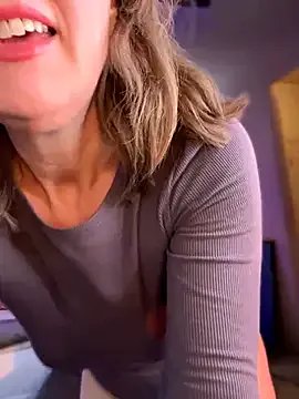 MaiseKnox on StripChat