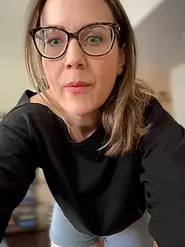 MaiseKnox from StripChat