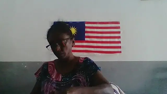 mamakarma1403 on StripChat