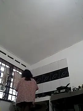 mamakarma1403 on StripChat