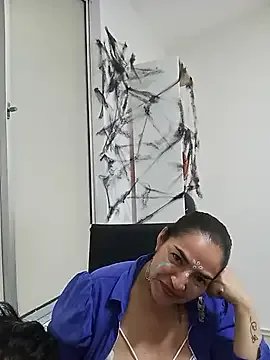 MaryRoze_ on StripChat