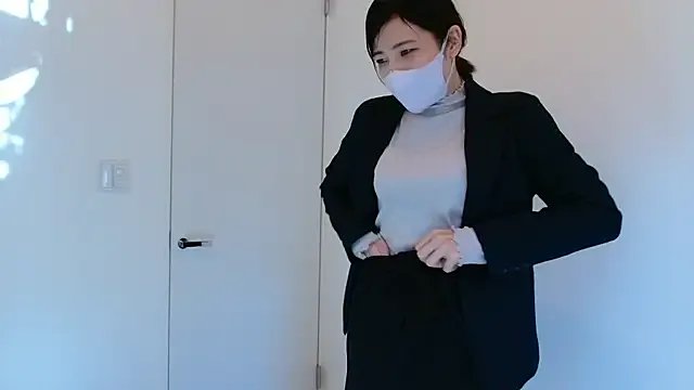 mayumichan13 on StripChat