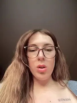 MommmyYummy on StripChat 