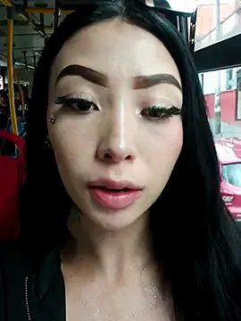 Moon_And_Sunn on StripChat 