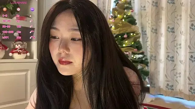 nanaliu6 on StripChat 