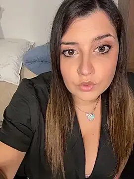 Novababy18 on StripChat
