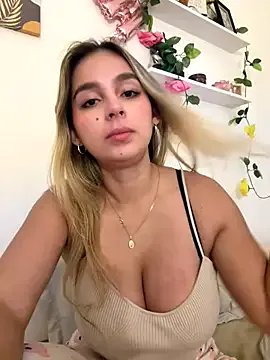 oriana_zoeee on StripChat