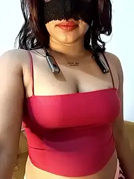 Oshadi_ruchira on StripChat