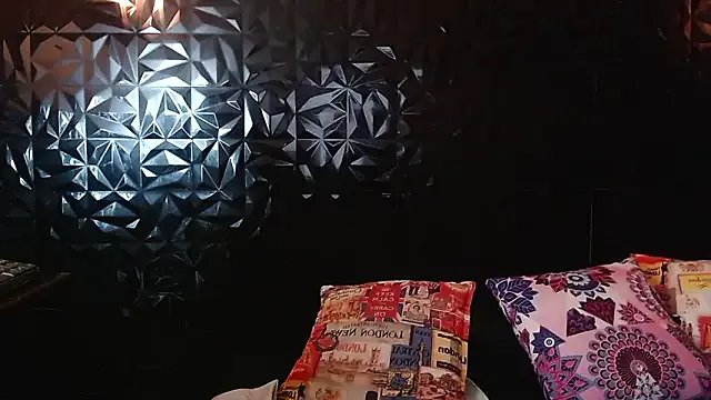 PINK__LOLA1 — Show Cock Hard 