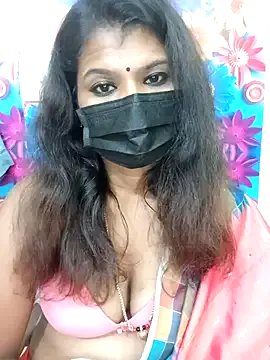 Premalatha_28 on StripChat