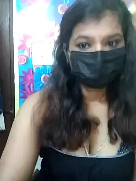 Premalatha_28 on StripChat