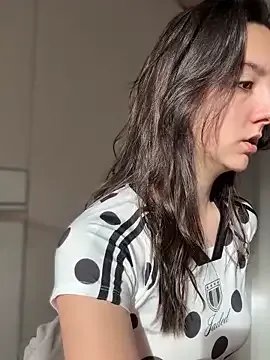 RealJuliette on StripChat