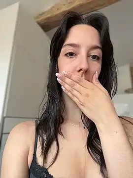 RealJuliette on StripChat