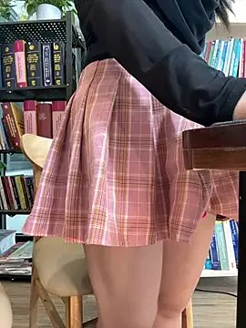 secretly_masturbating on StripChat