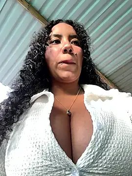 serena_willow on StripChat
