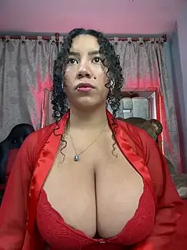 serena_willow on StripChat