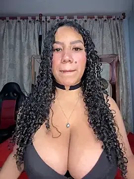 serena_willow on StripChat