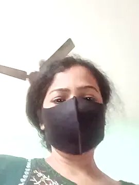 sexyqueen558 from StripChat