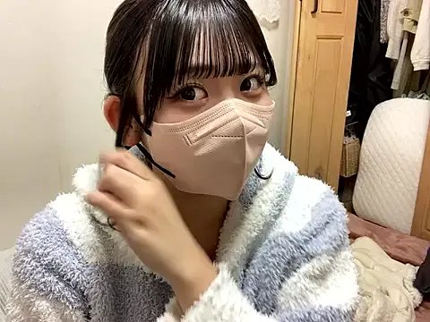 shina_mo_n_ch on StripChat