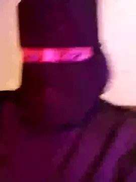 Soltanadubai from StripChat