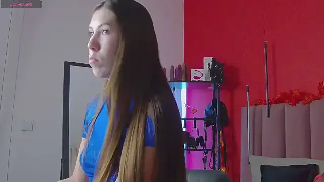 SweetySonya on StripChat 