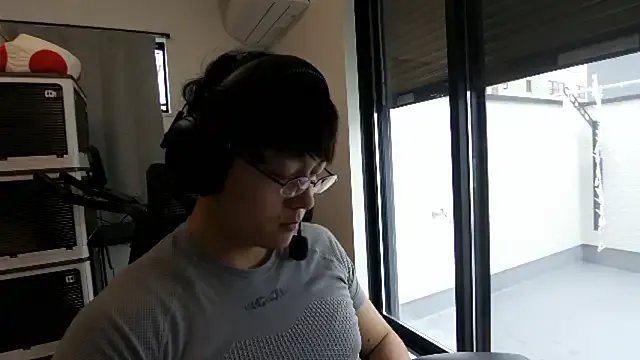 Tkcqcc on StripChat