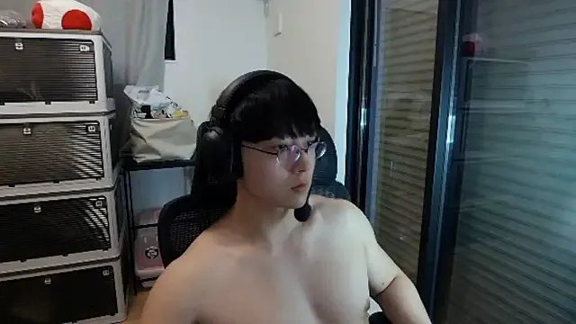 Tkcqcc on StripChat
