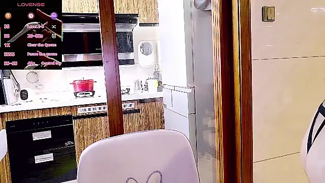 xinxinbabe on StripChat 