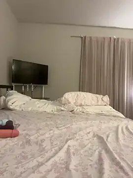 Yourgoodslut from StripChat