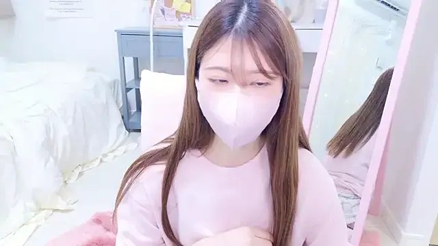 Yua-channel_ from StripChat