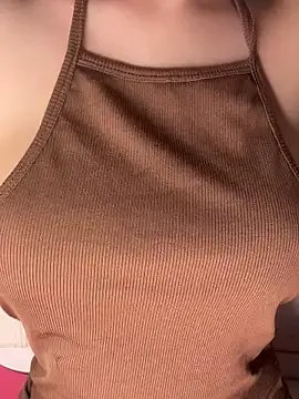 Yuki_chan2 on StripChat