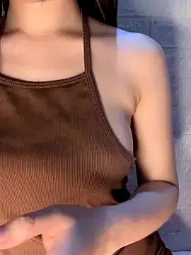 Yuki_chan2 on StripChat