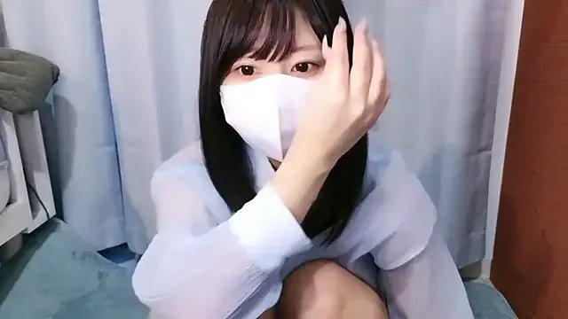 YUTSU_KI on StripChat