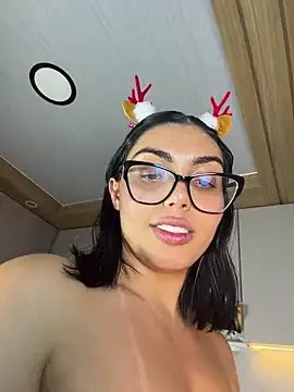 zui_lu on StripChat